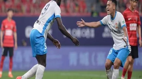 多特寻求签下乔布-贝林厄姆，三年以上合同遭桑德兰拒绝标价